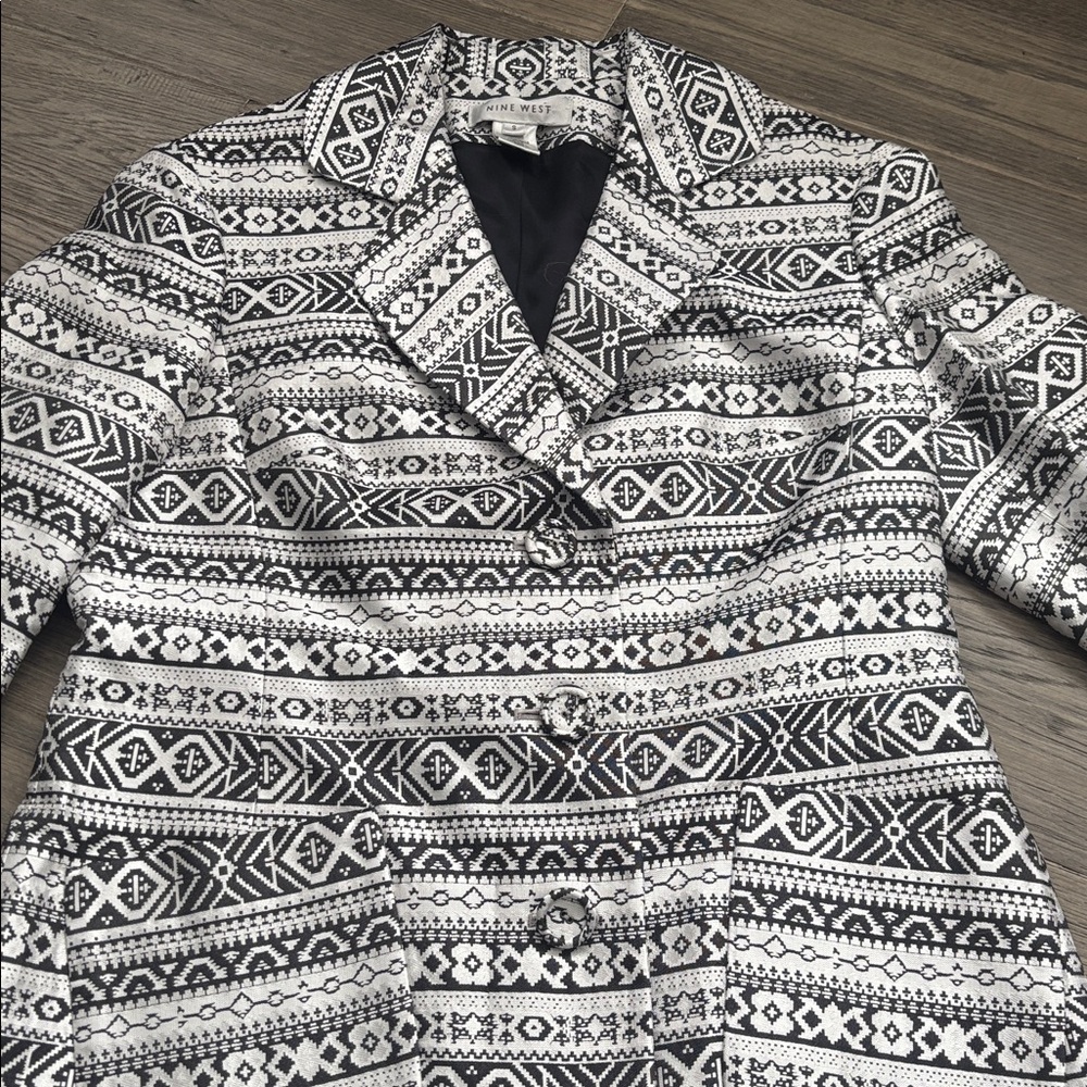 Nine West | Silk Blend Trench Coat Black and Silver Geometric Aztec Size Small - Picture 3 of 14